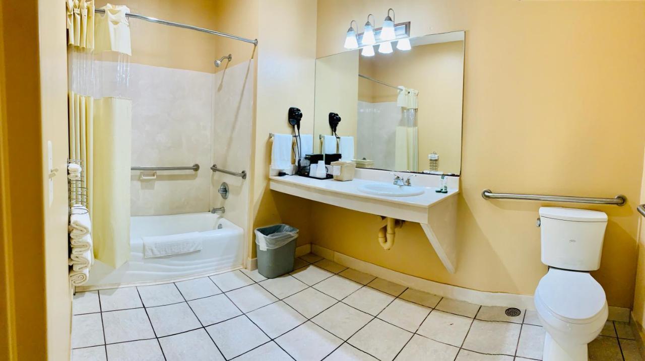 Weston Inn & Suites Rusk Екстер'єр фото