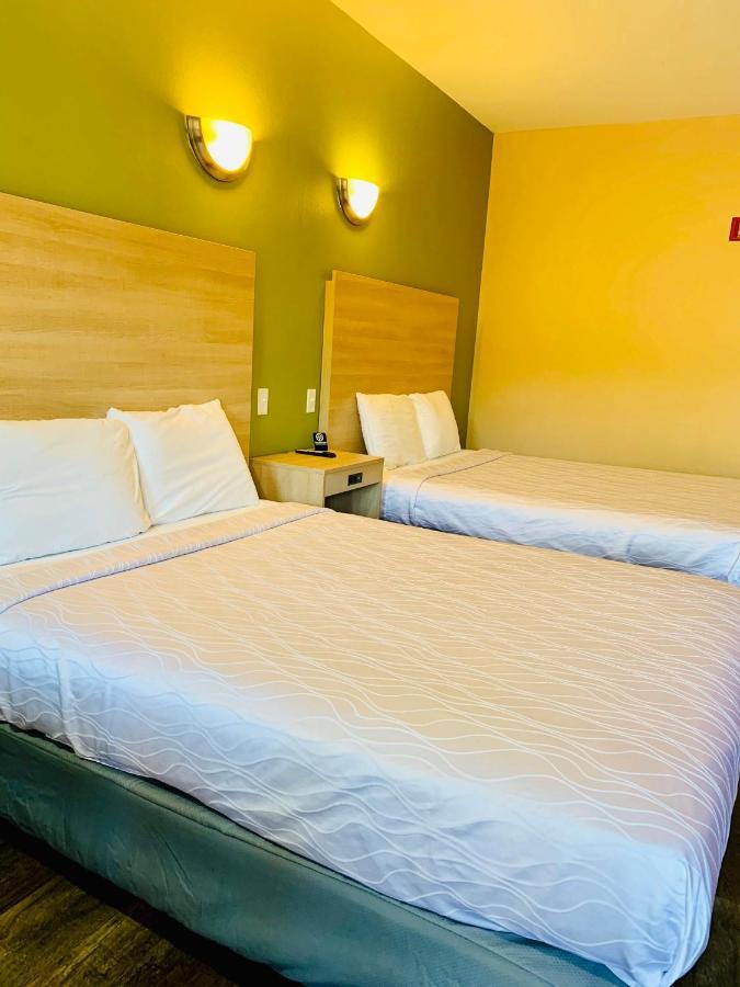 Weston Inn & Suites Rusk Екстер'єр фото