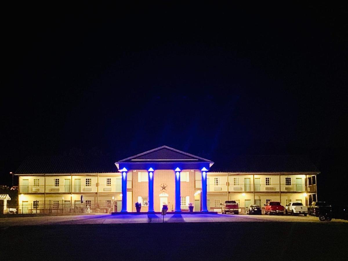 Weston Inn & Suites Rusk Екстер'єр фото