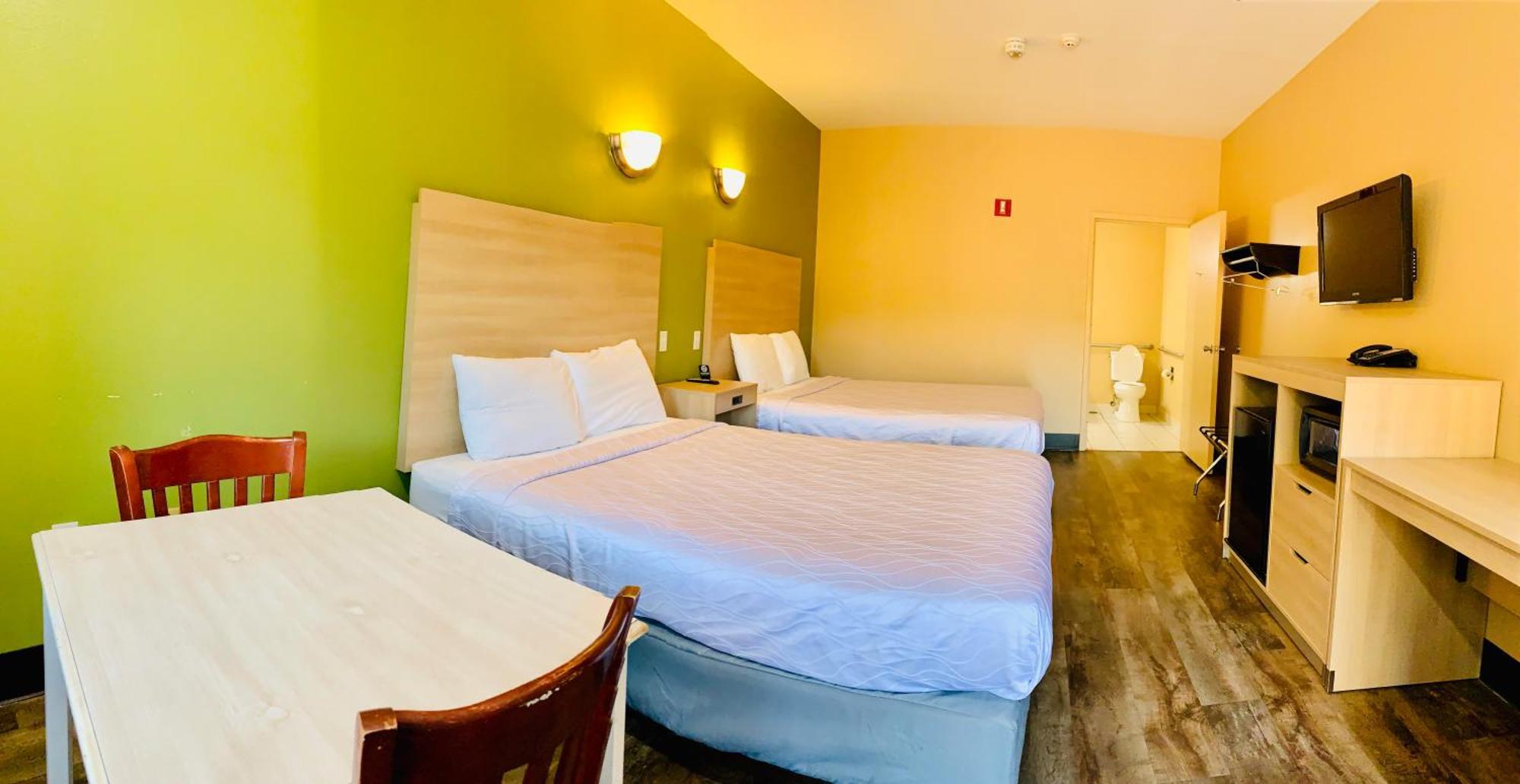 Weston Inn & Suites Rusk Екстер'єр фото